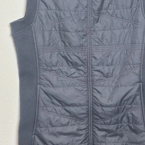 prAna Women’s Quilted Fleece Vest Small Black Cowl Neck Outdoor Hiking - Picture 4 of 9